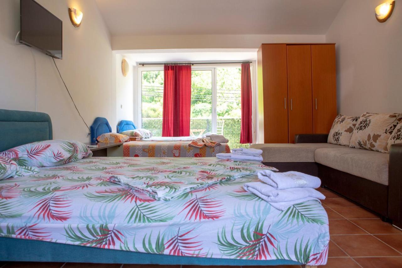 Family Apartments Vukcevic Canj Luaran gambar