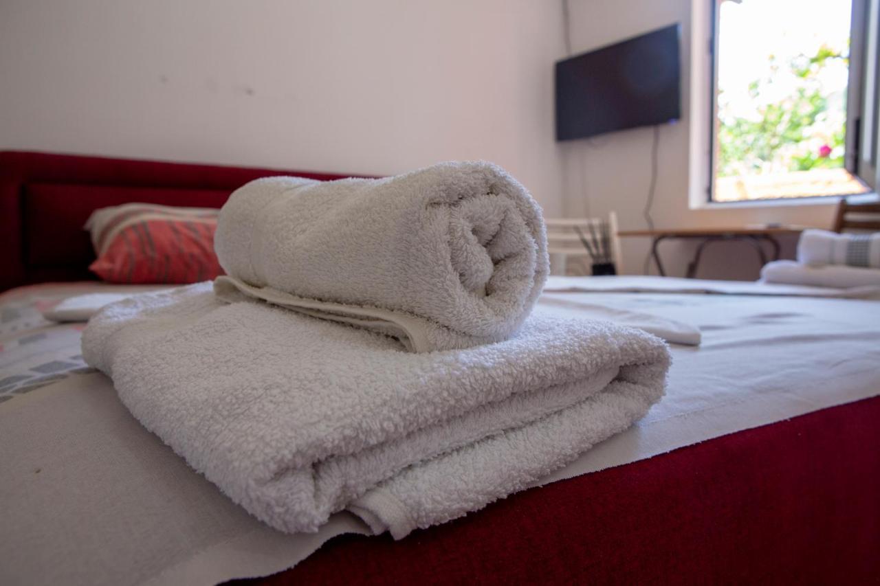 Family Apartments Vukcevic Canj Luaran gambar