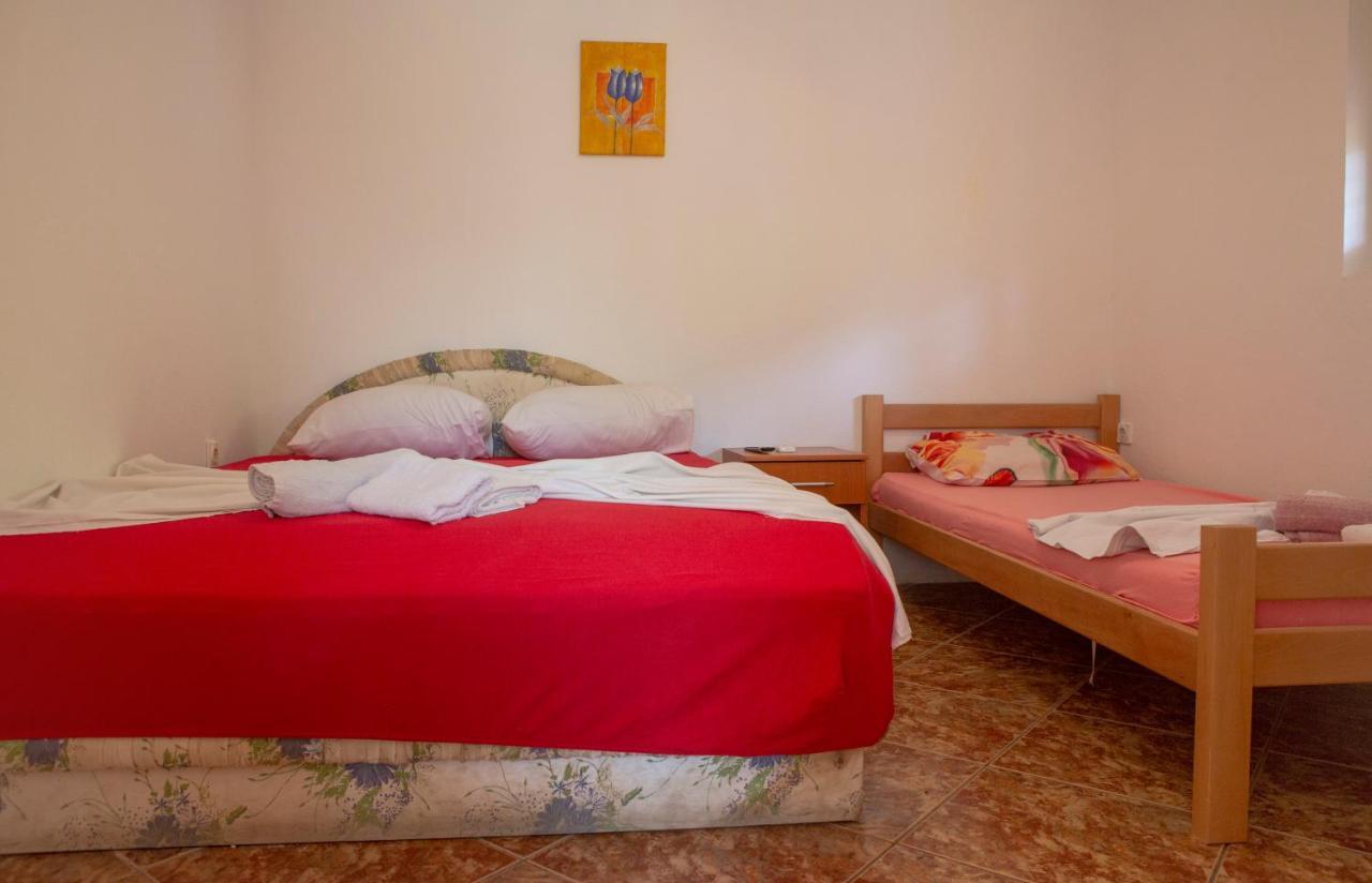 Family Apartments Vukcevic Canj Luaran gambar